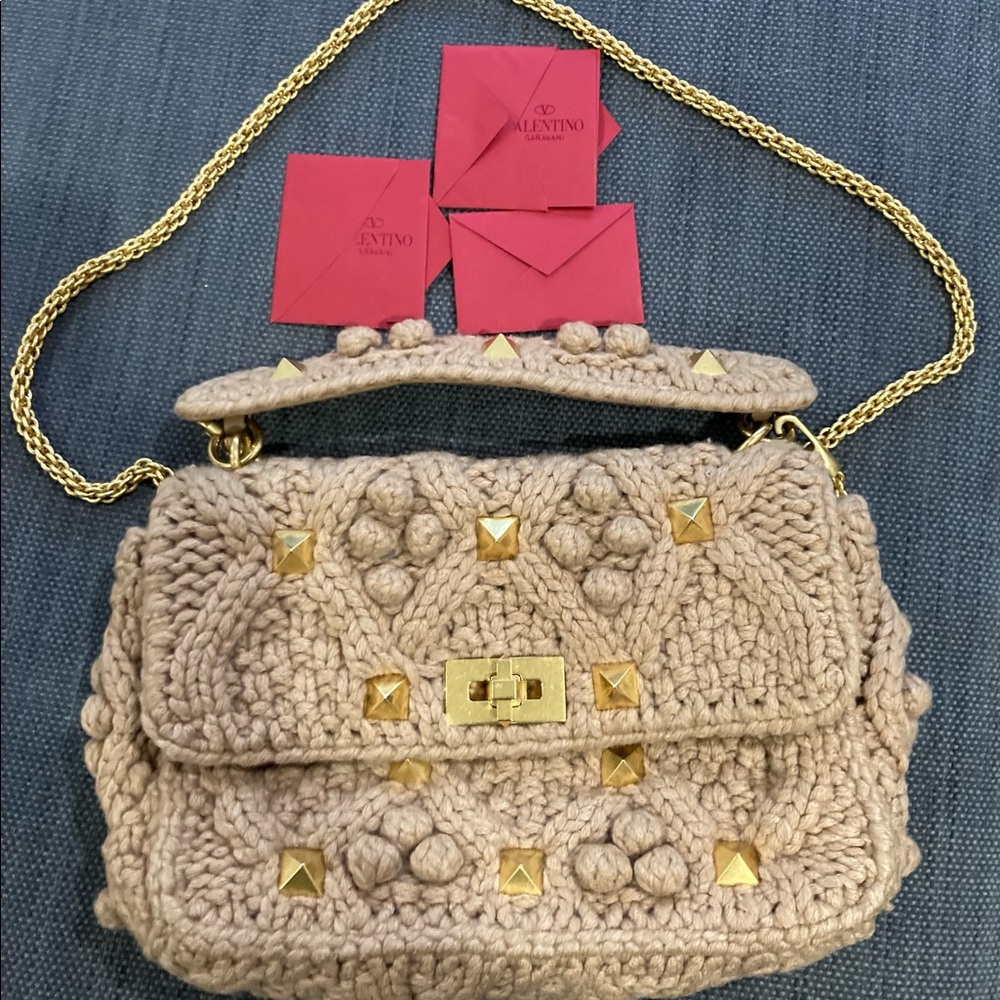VALENTINO GARAVANI Large Roman Stud Cashmere Bag